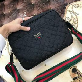 Picture of Gucci Mens Bags _SKUfw120315454fw